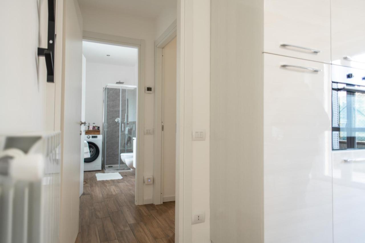 קומו Lora Apartment,Free Private Parking, Self Check In,1 מראה חיצוני תמונה
