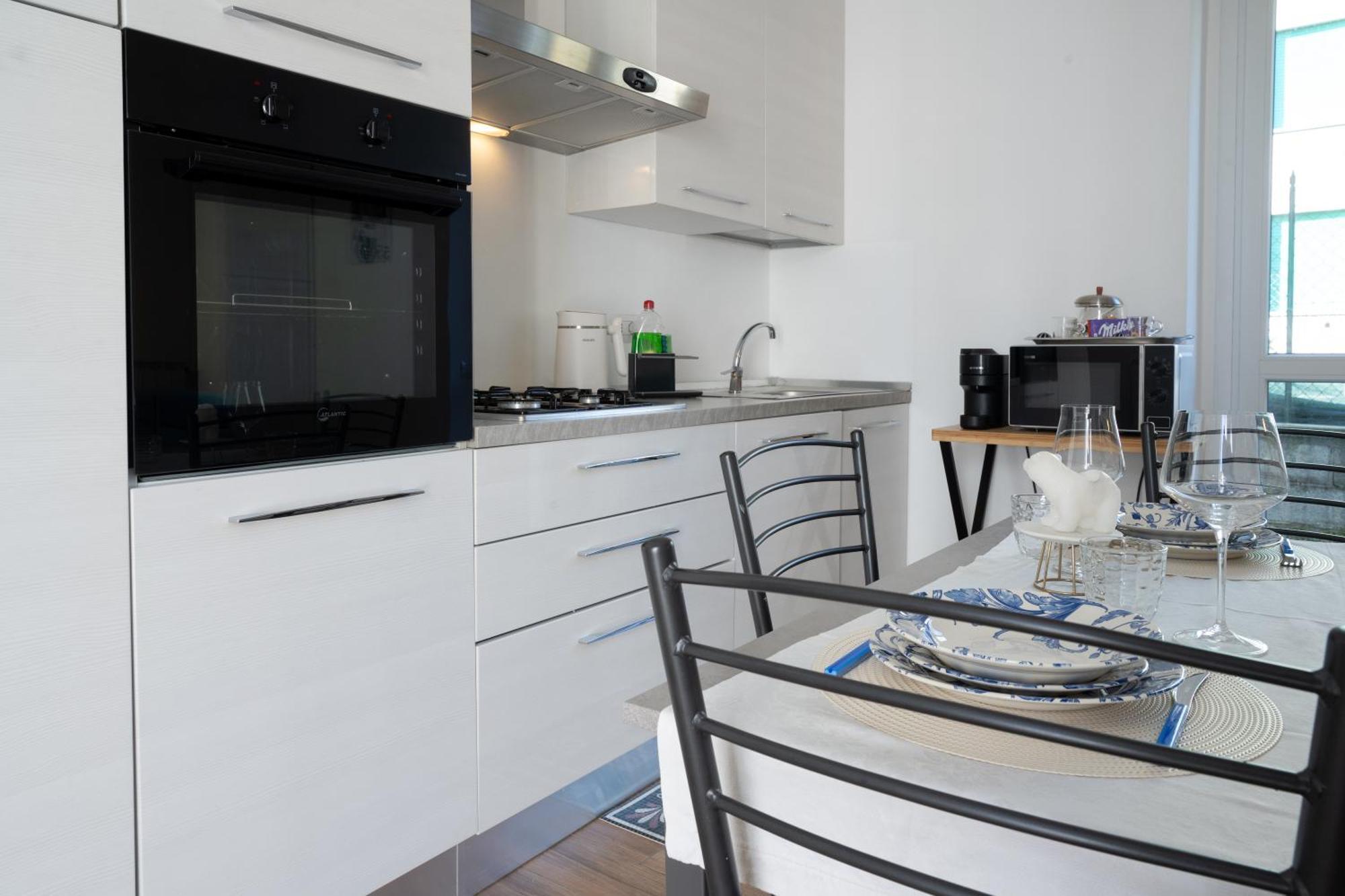 קומו Lora Apartment,Free Private Parking, Self Check In,1 מראה חיצוני תמונה